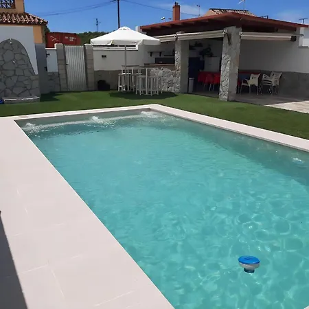 Con Piscina Privada Cerca De La Playa