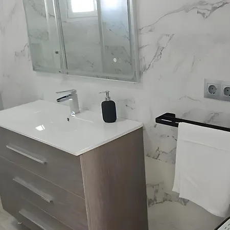 Con Piscina Privada Cerca De La Playa *